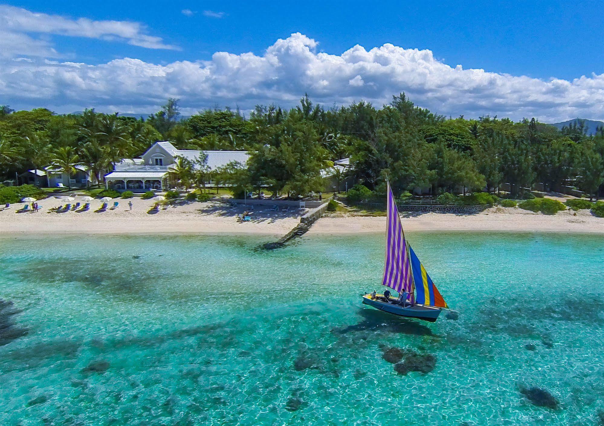 Astroea Beach Hotel (Adults Only) Blue Bay Eksteriør bilde